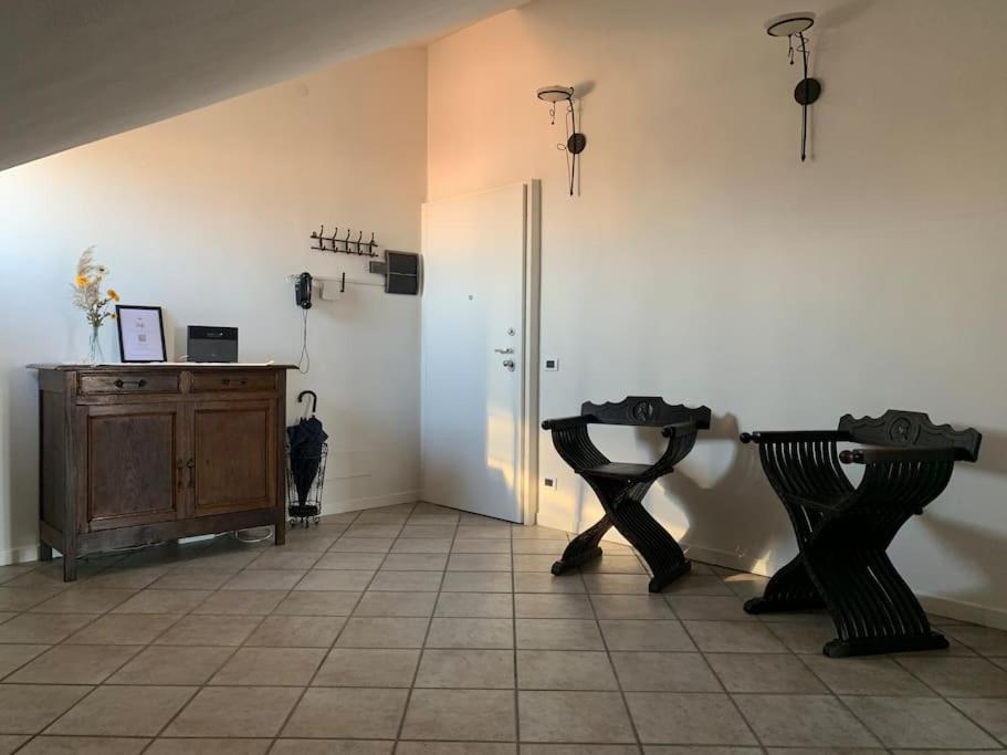Mansarda Con Vista In Centro A Piacenza Leilighet Eksteriør bilde